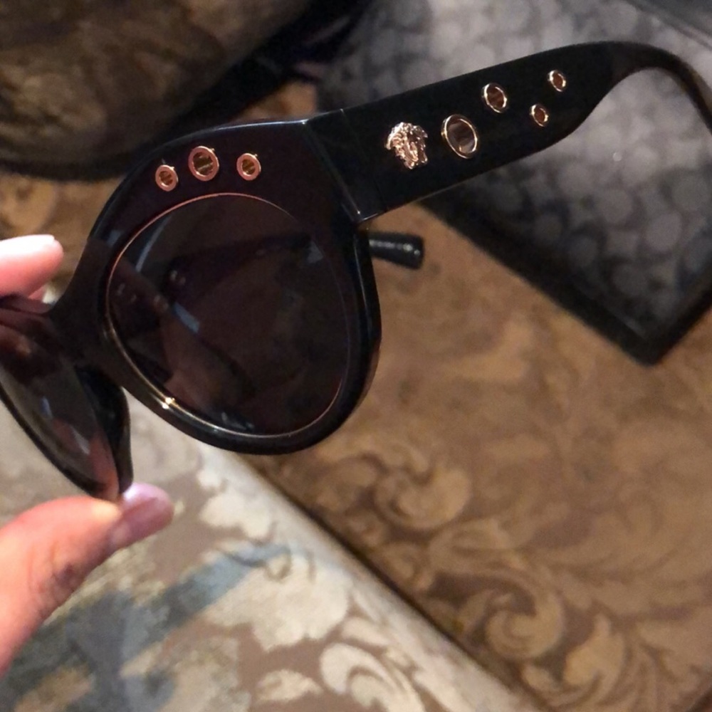 Versace Woman’s Shades